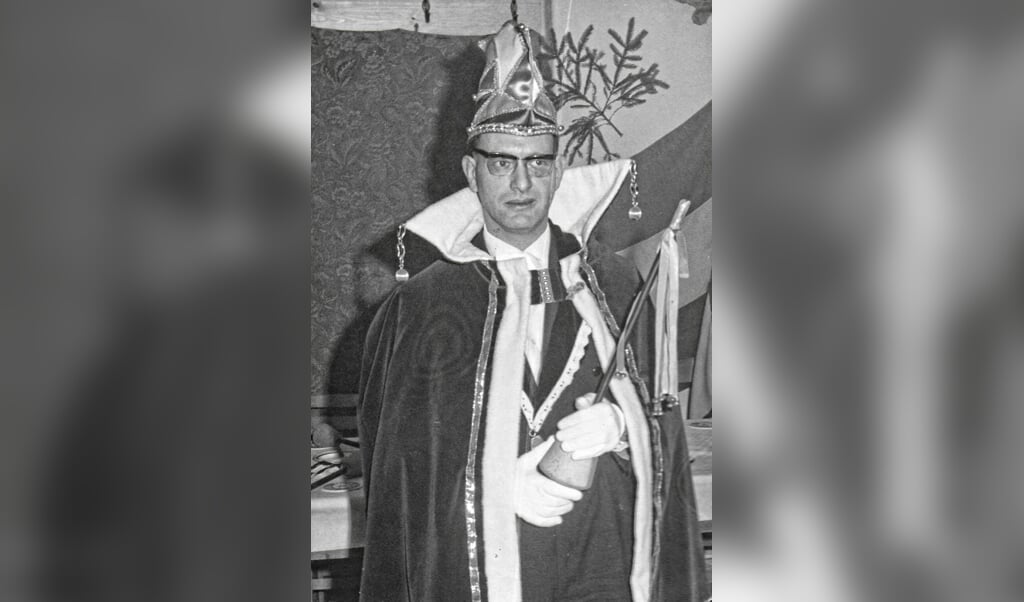 Archieffoto bij Prins Laron de Eerste (Dr. Jules Buijs)
